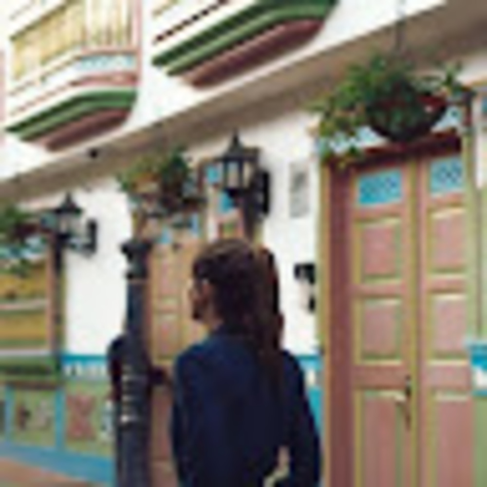 Meet your Posher, Liz